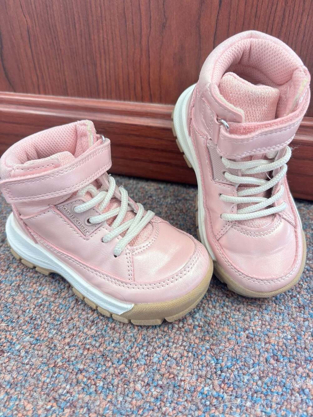 OshKosh B'gosh Boots Size 7 Pink High Top